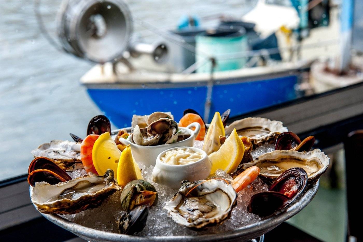 Restaurant Du Port - restaurant LE GRAU-DU-ROI - restaurant LE GRAU-DU-ROI